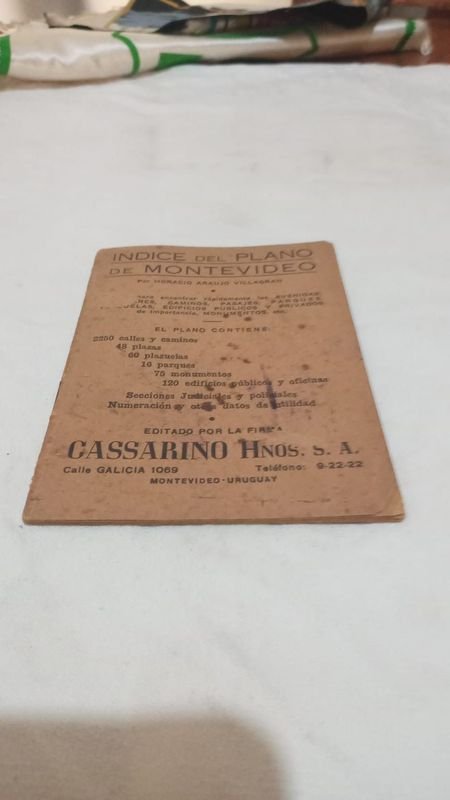 Libro antiguo con manchas en la cubierta y contratapa - imagen 4