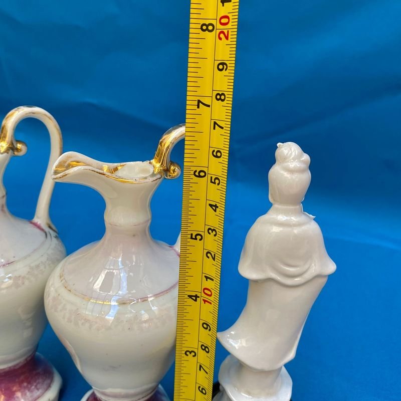 Porcelana Antigua Oriental con Floreros y Figura - imagen 4