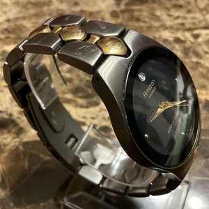 Reloj Armitron Diamond Acero Inoxidable Dorado y Plateado - imagen 4
