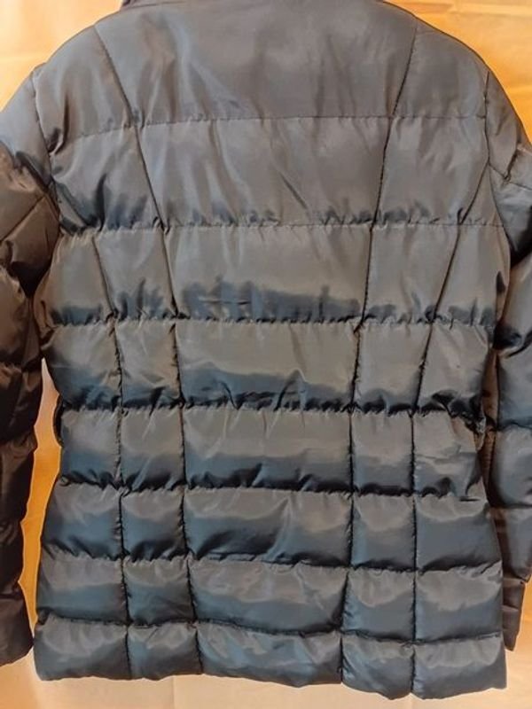Campera marca RUSTY THE IN PROGRESS según grifa talle M - imagen 2