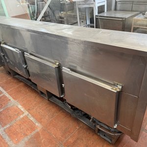 Vitrina Refrigerada Carnicera Metalfrix Acero Inoxidable con Bodega - imagen 4
