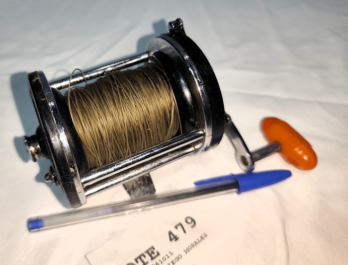 Reel Rotativo Ocean City Modelo 200 Usado con Tapa Reparada