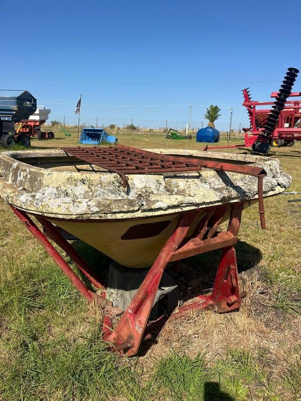 Fertilizadora Aguirre con faltantes varias - Equipamiento Agrícola