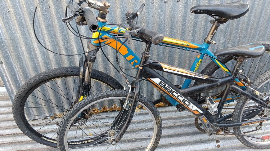 Lote de 2 Bicicletas Trinx y Baccio con Cambio, para Repuesto o Reparar