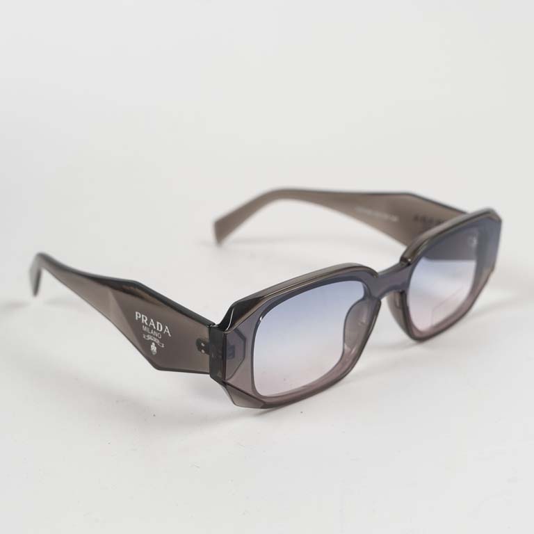 Lote siguiente: Par de lentes de sol de alta calidad