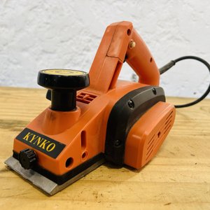 Lote #054 – Cepillo Eléctrico Kinko Mod: M1B-KD48-82X1 - imagen 4