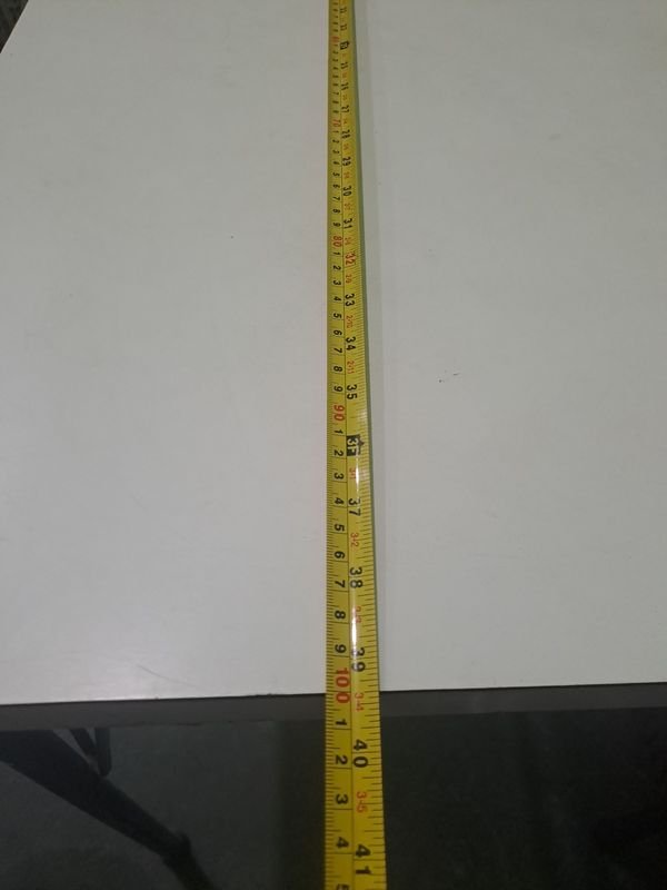 MESA DE CARMICA CON PATAS DE CAÑO EN EXELENTES CONDICIONES - imagen 4
