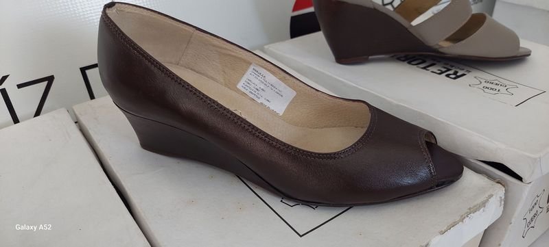 Zapatos de tacón alto en cuero - imagen 3