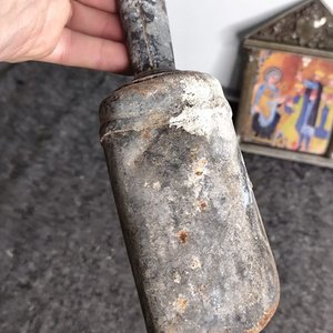 Antigua Cuchara de Almacén y Cuadrito Religioso en Bronce y Metal - imagen 4