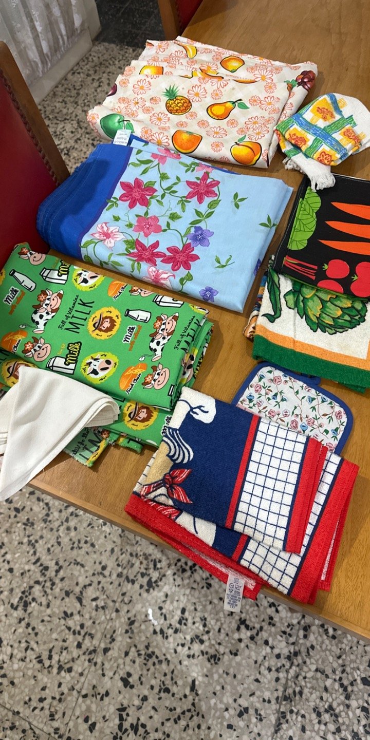 Manteles y Paños de Cocina con Diseños Coloridos