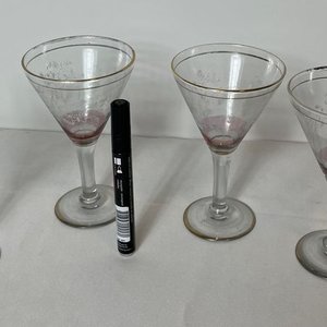 Juego de 4 Copas de Cristal con Guarda Dorada y Diseño Floral - imagen 3