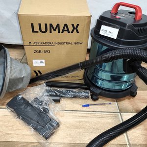 Aspiradora Industrial Lumax 1600W para Tierra y Agua, 20 Litros, Nueva - imagen 2