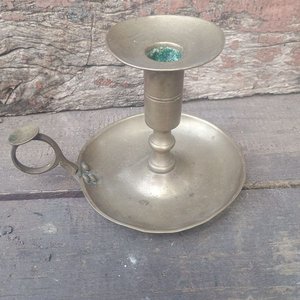Lote siguiente: Antigua Palmatoria de Bronce con Asa