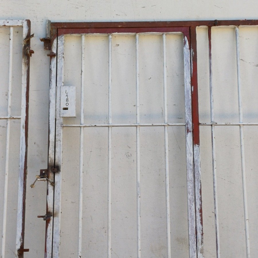 Puertas de metal para seguridad - imagen 5
