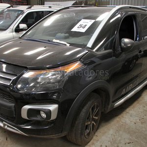 Camioneta SUV Negra AirCross Usada - imagen 1