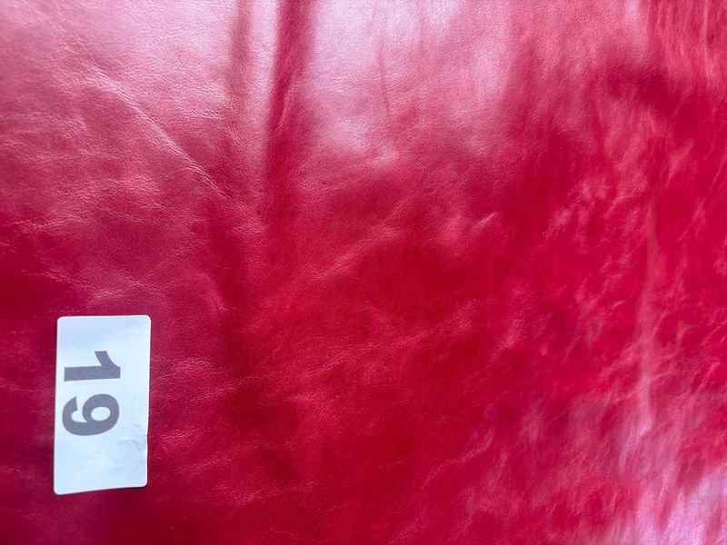Lote de Cuero Natural Napa Rojo Brillante