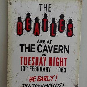 Lote anterior: Chapa Decorativa The Beatles "The Cavern" 40x30 cm