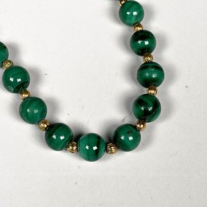 Pulsera de Malaquita con Cuentas Doradas - 19 cm - imagen 3