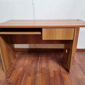Escritorio Madera con Cajón y Bandeja Deslizable - imagen 1