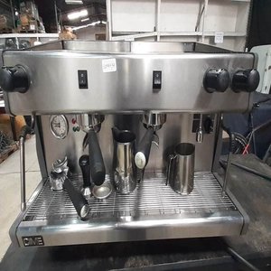 Lote siguiente: Cafetera Espresso Industrial Profesional Sin Marca