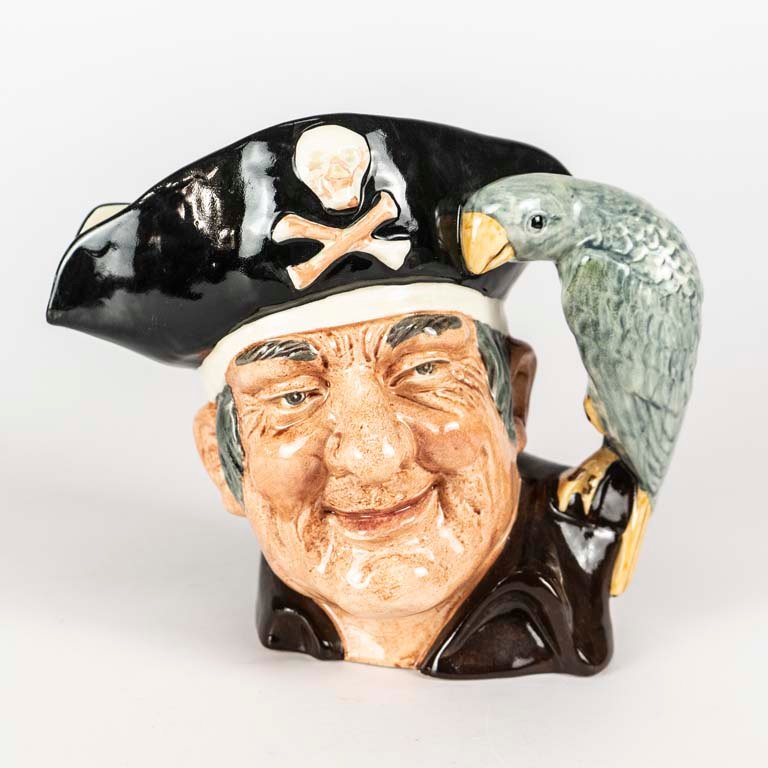 Lote siguiente: Jarra de porcelana Royal Douton con personaje Long John Silver