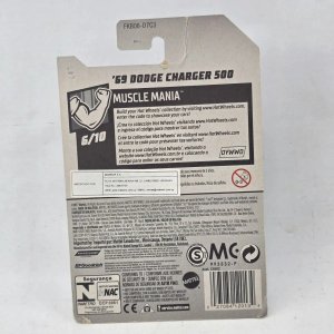 Hot Wheels Dodge Charger '69 500 Muscle Mania Azul - imagen 3
