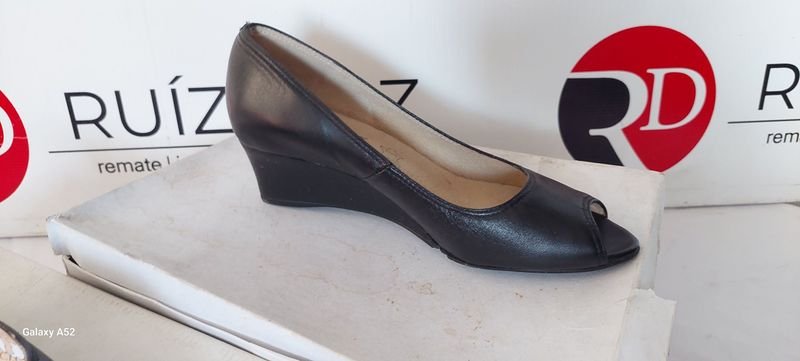 Zapatos de tacón alto negro - imagen 3