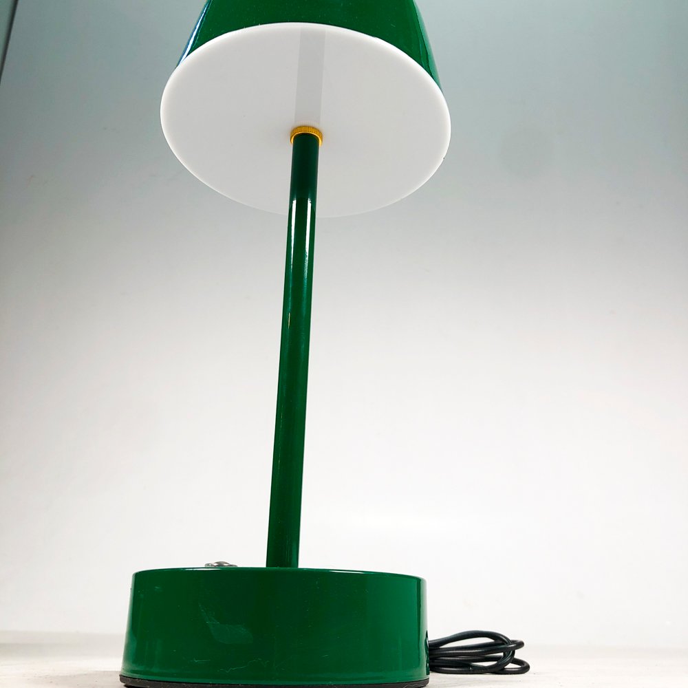 Lámpara de sobremesa en metal verde con USB - imagen 2