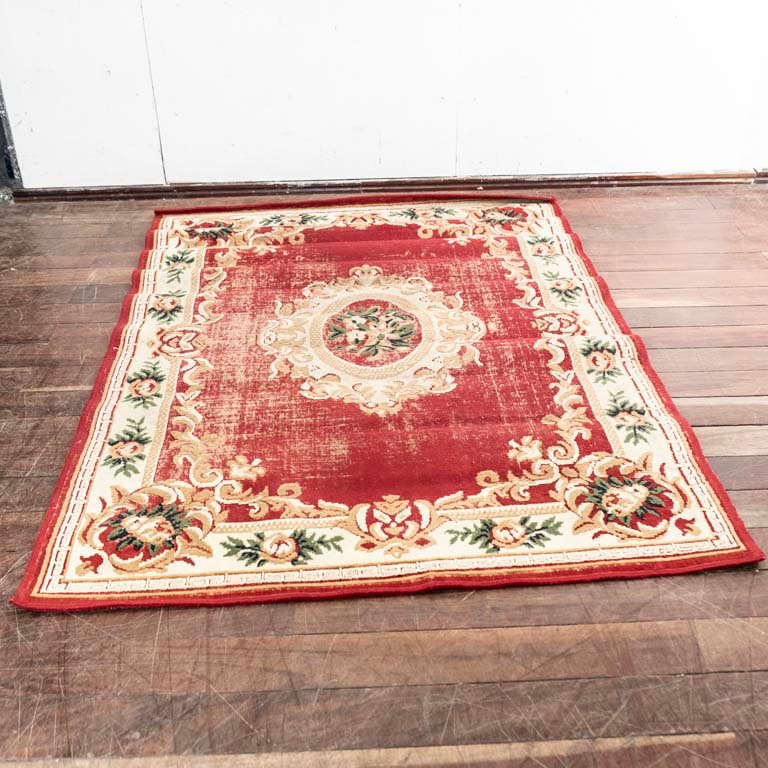 Lote anterior: Alfombra acrílica con diseños florales y fácil limpieza