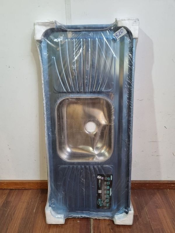 Pileta de Cocina de Acero Inoxidable con Bacha y Escurridor
