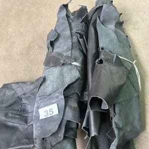 Lote de Recortes de Cuero Natural Negro - imagen 3