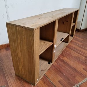 Mueble Organizador de Madera para TV con Estantes - imagen 2