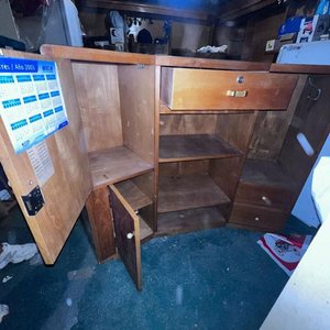 Mostrador Tríptico de Madera con Espejos - imagen 3