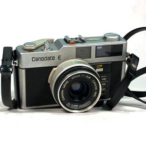 Lote anterior: Cámara Fotográfica Vintage Canon Canodate E con Estuche