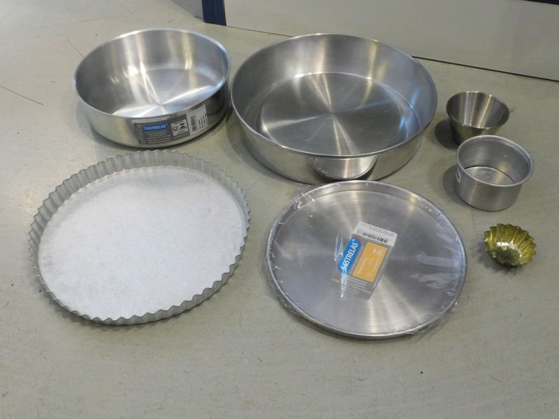 Set de asaderas y recipientes de cocina de acero inoxidable