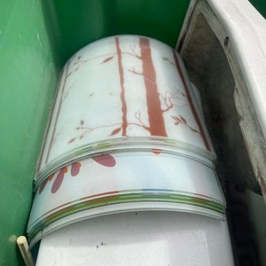 Lote de Repuestos para Baño: Tapas de Cisterna y Plafones de Luz - imagen 4