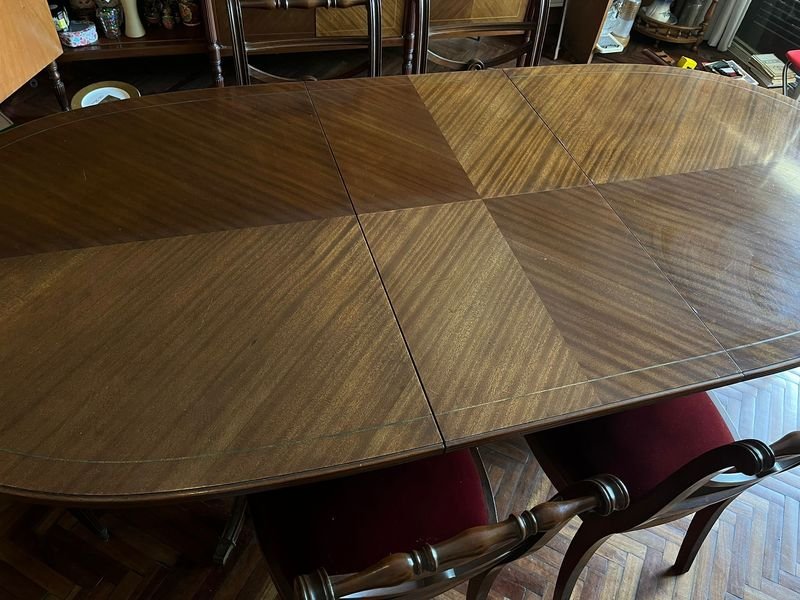 Mesa de madera con sillas extendible - imagen 4