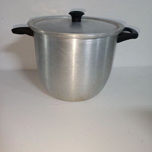 Olla de Aluminio con Tapa - Capacidad Aprox. 7 Litros - imagen 5