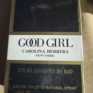 Lote siguiente: Perfume Carolina Herrera Good Girl Eau de Toilette Caja Sellada