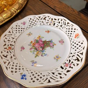 Quesera Alemana Schumann Arzberg Bavaria Porcelana Calada Floral Dorada - imagen 4