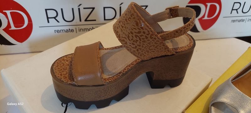 Zapatos de tacón alto para mujer - imagen 2