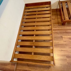 Cama de 1 Plaza en Madera Maciza - Impecable Estado - imagen 2