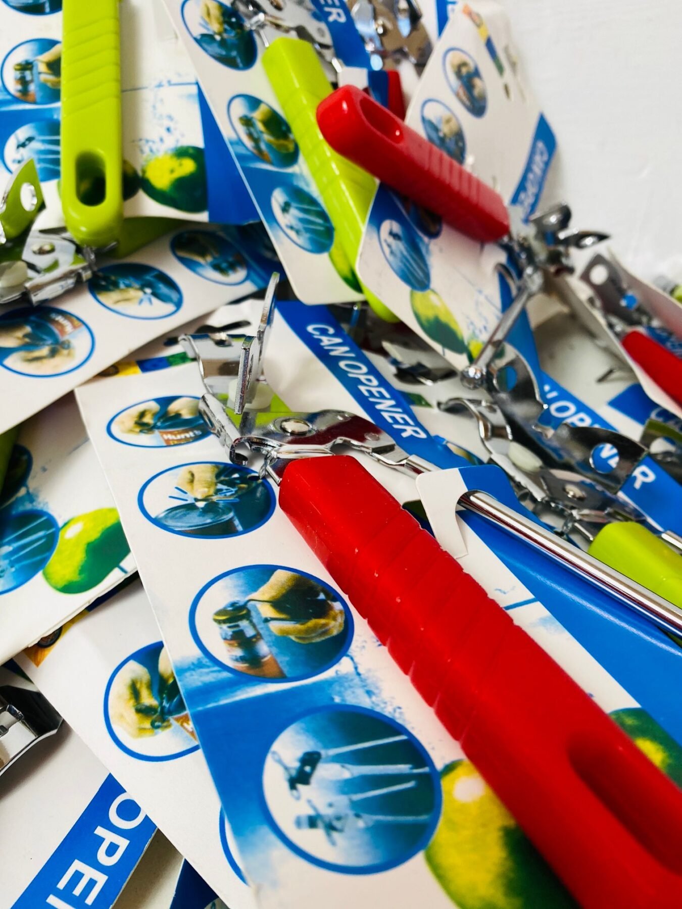 Item lote-x24-abrelatas-rojo-verde - Image 1