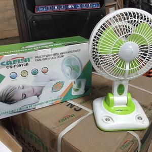Lote siguiente: Ventilador Portátil Recargable CN-F991B con Luz LED