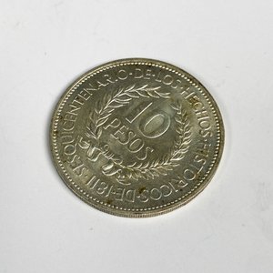 Moneda de Plata 10 Pesos Uruguayos "El Gaucho" 1961 - imagen 2