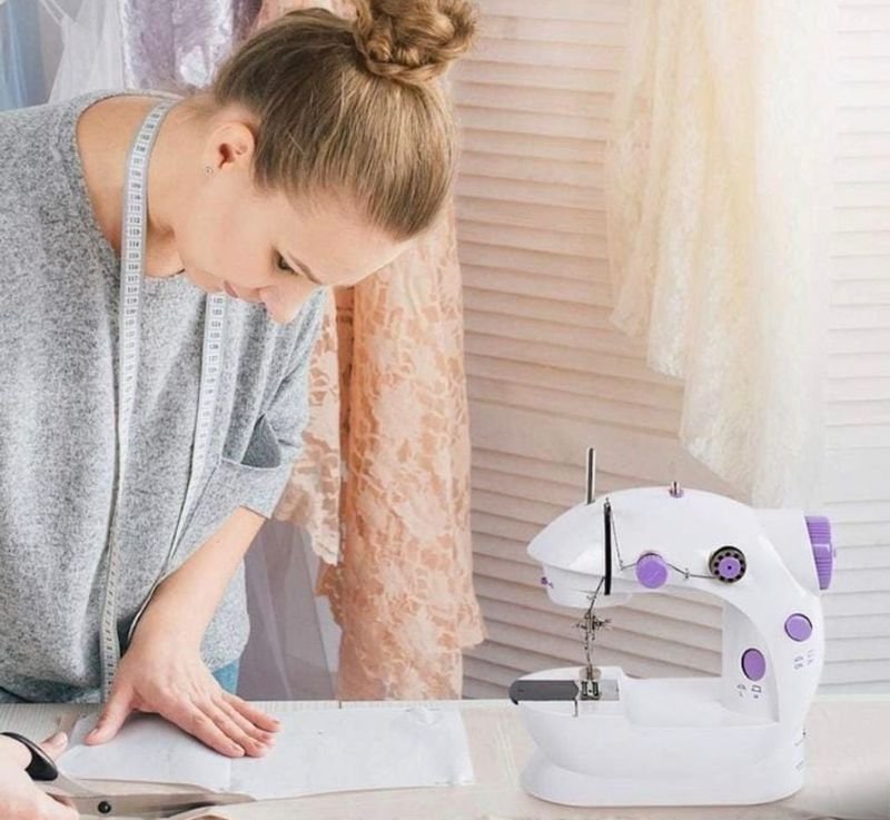 Maquinaria de coser multifuncional compacta - imagen 3