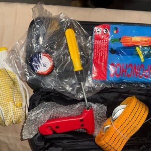 Bolso de Auxilio con 6 Artículos para Coche - imagen 4