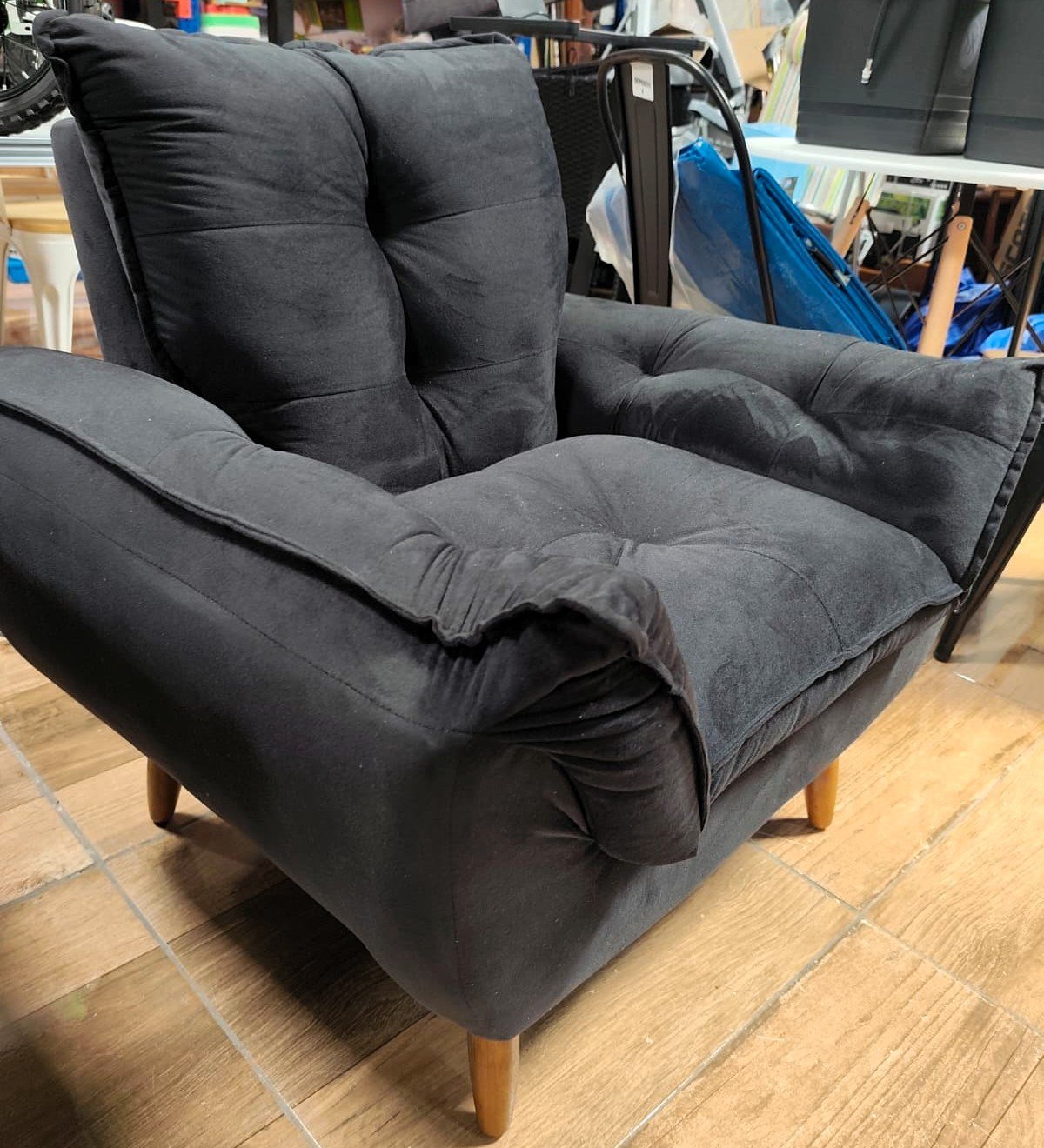 Item 16537 - Image 4