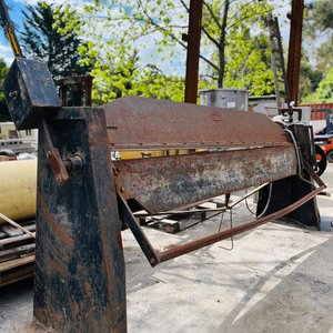 Lote siguiente: Máquina Plegadora de Chapas Industrial
