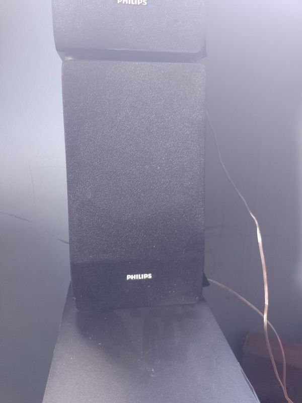 Parlantes Philips en buen estado - imagen 2